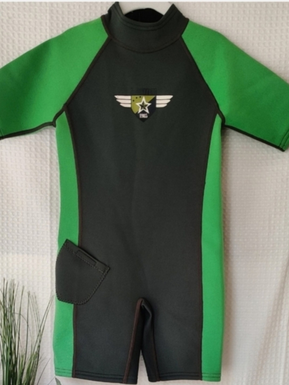 Sun Protective Zone Boys Green Short Sleeve Wetsuit Size Small